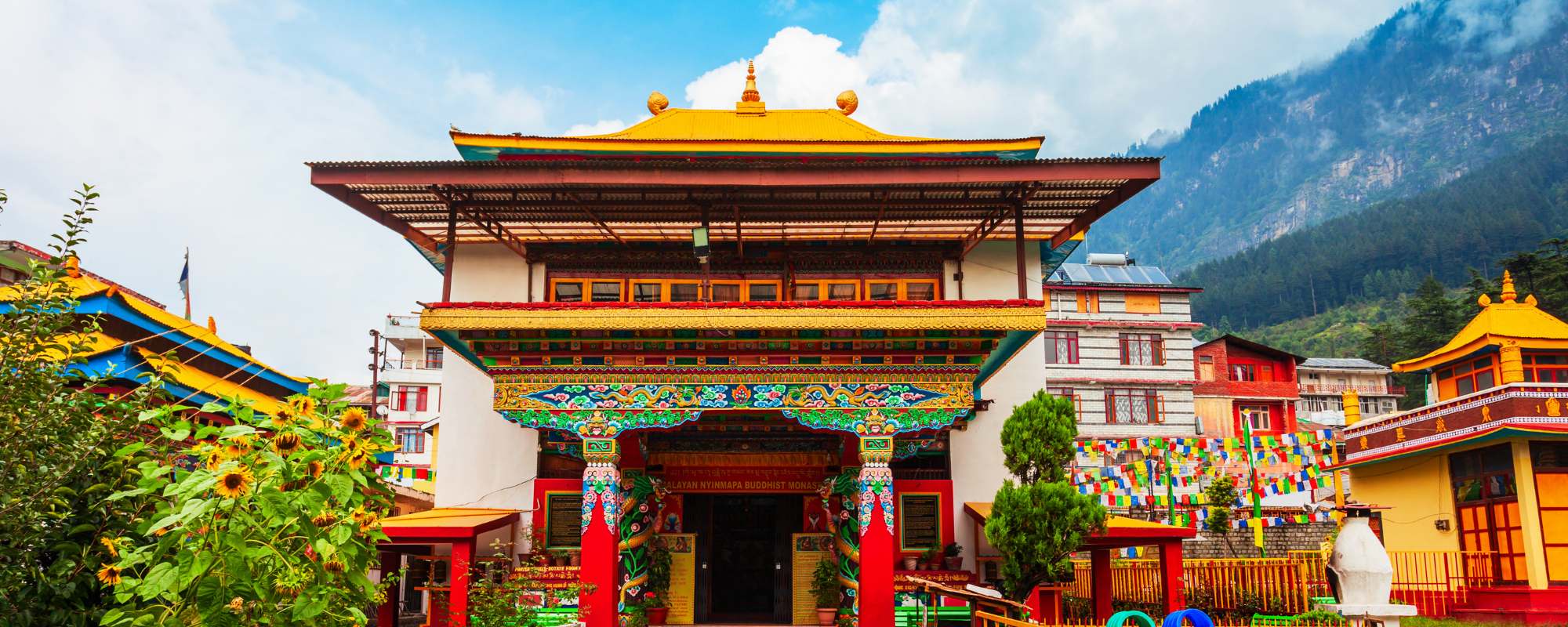 12 Must-Visit Buddhist Temples and Monasteries in India