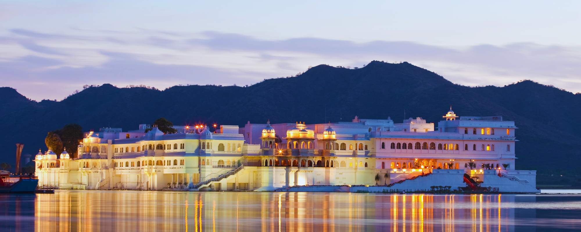 Top 10 Royal and Luxury Experiences in Rajasthan