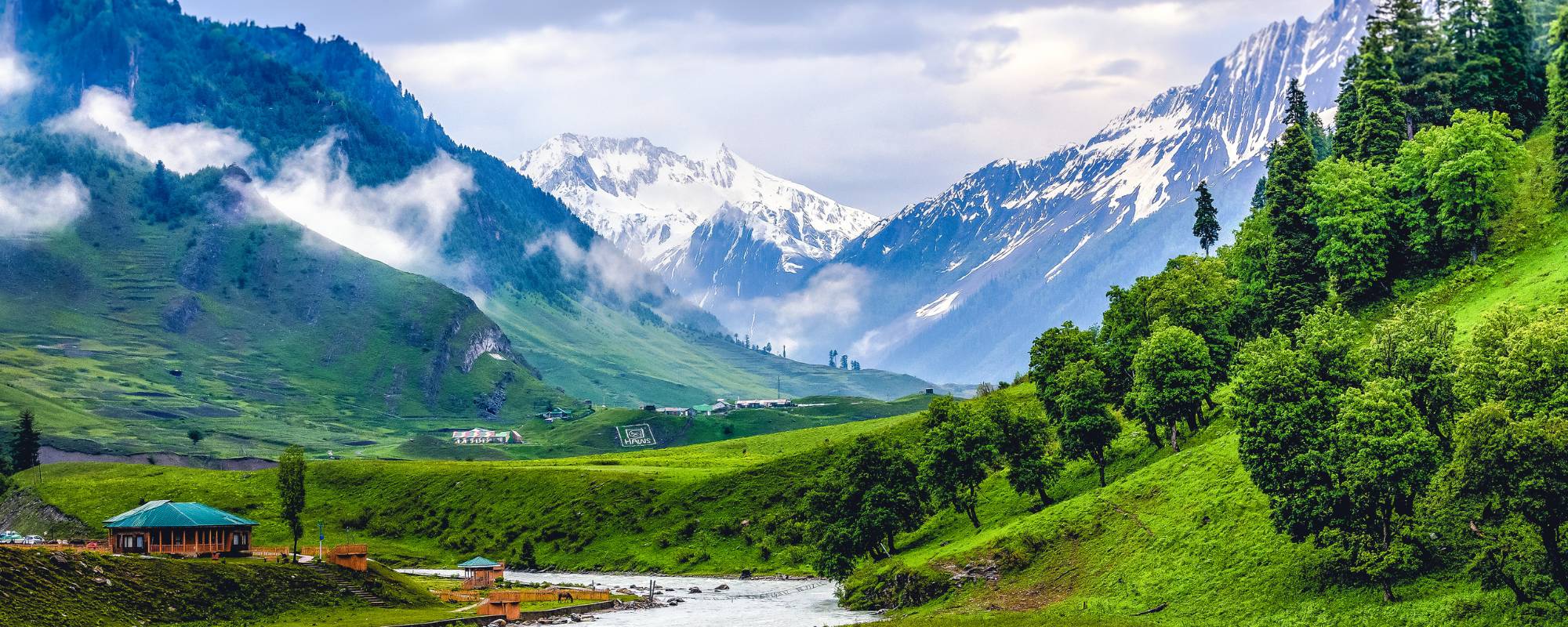 7 Best Places to Visit in Kashmir in Summer 2026